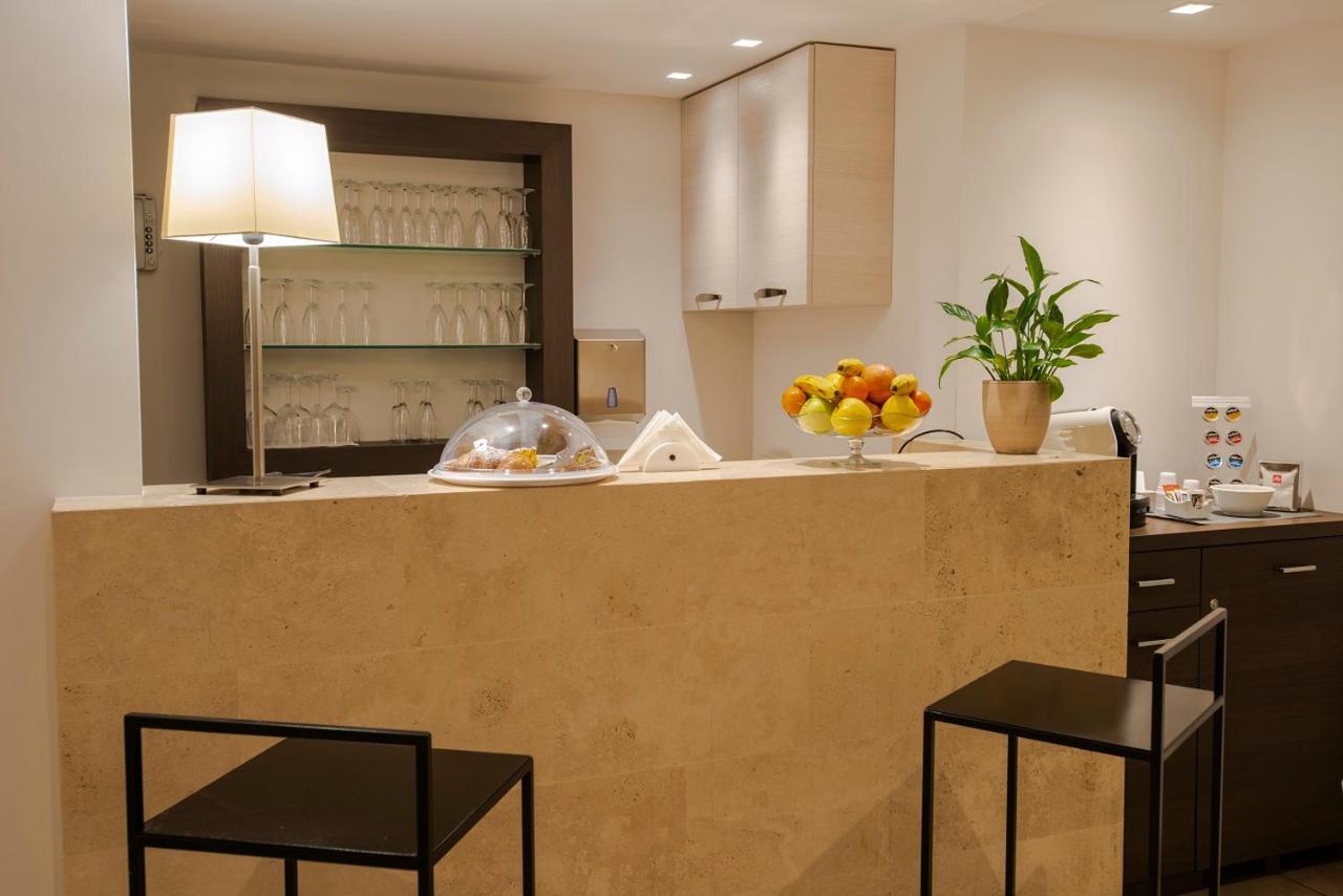 Hotel Dimorae Rooms And Suites - Apartments Civitanova Marche Ngoại thất bức ảnh